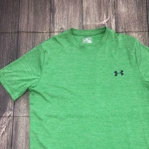 Under armour top